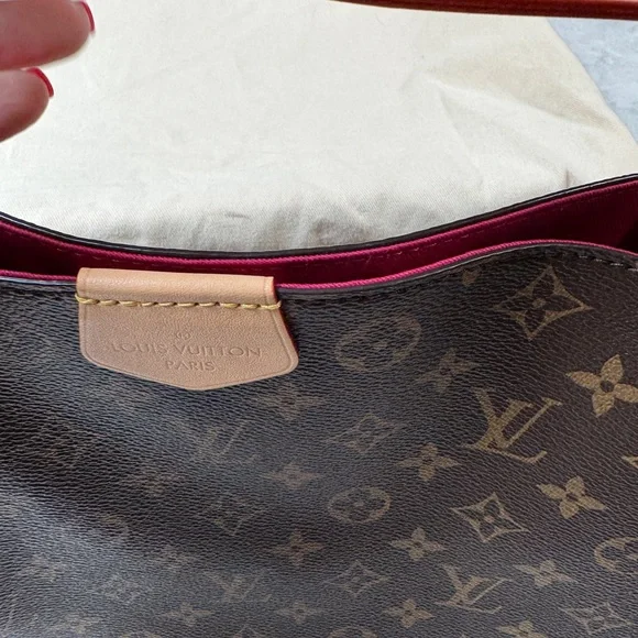 LV Graceful PM like new - Picture 3 of 12